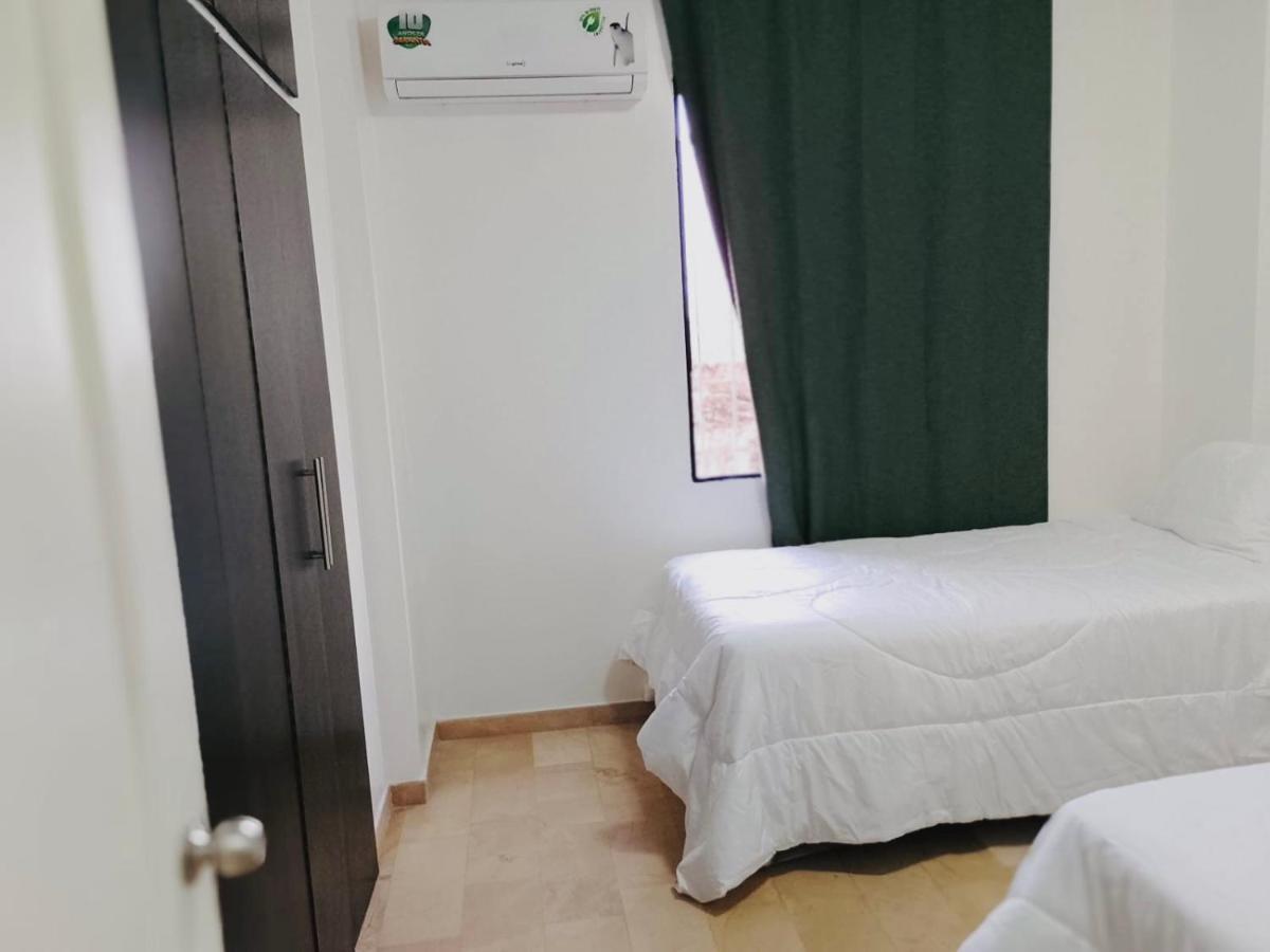 Large 2-Bedroom Apartment, Close To The American Consulate Guayaquil Exterior foto